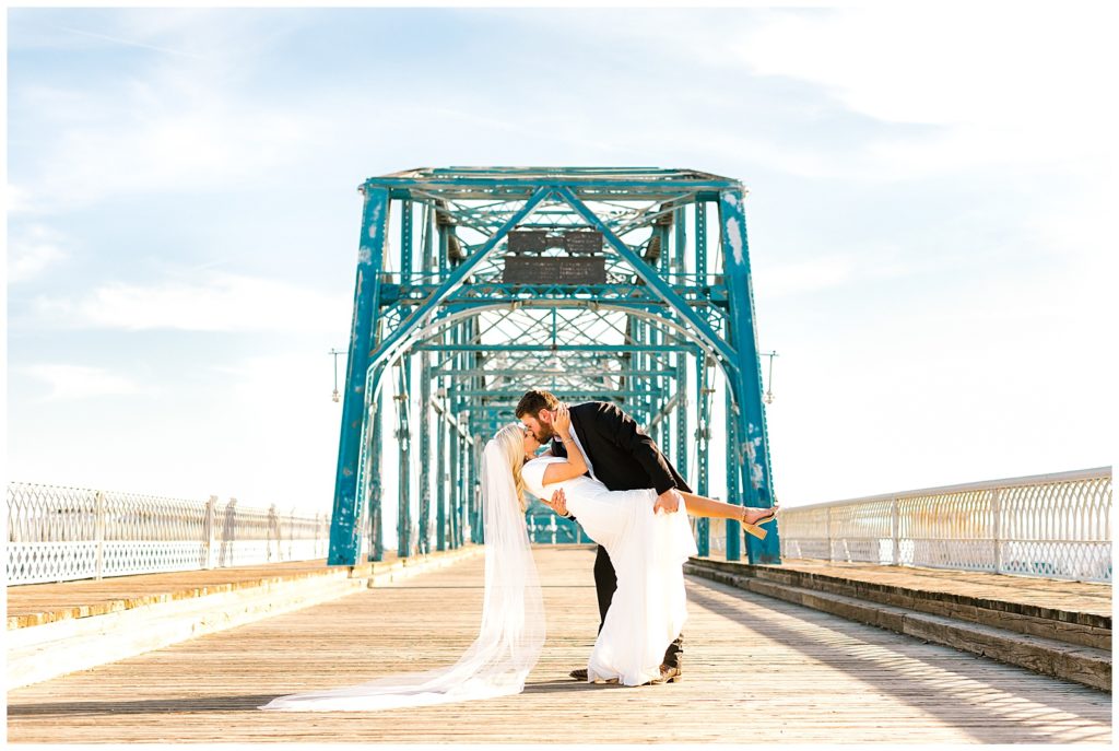 Tennessee wedding photographer captures bride and groom on Walnut Street bridge in Chattanooga, Tennessee